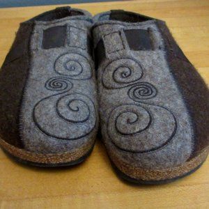 Haflinger  Felt Wool Magic Swirl Clogs Brown EU- 39 US-8-8.5